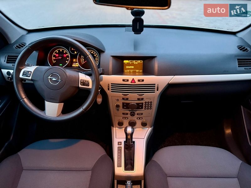 Хетчбек Opel Astra 2008 в Луцьку