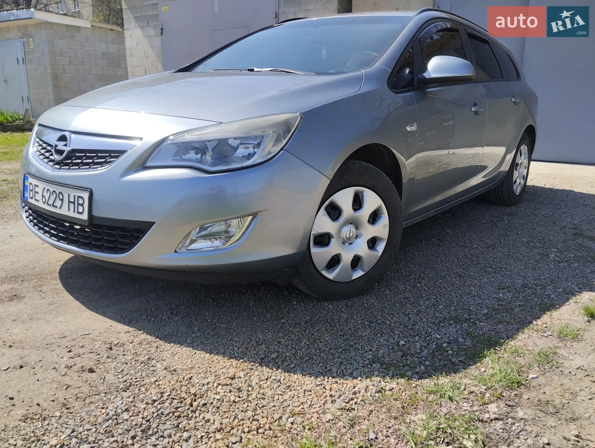 2011 Opel Astra - мініатюра 2