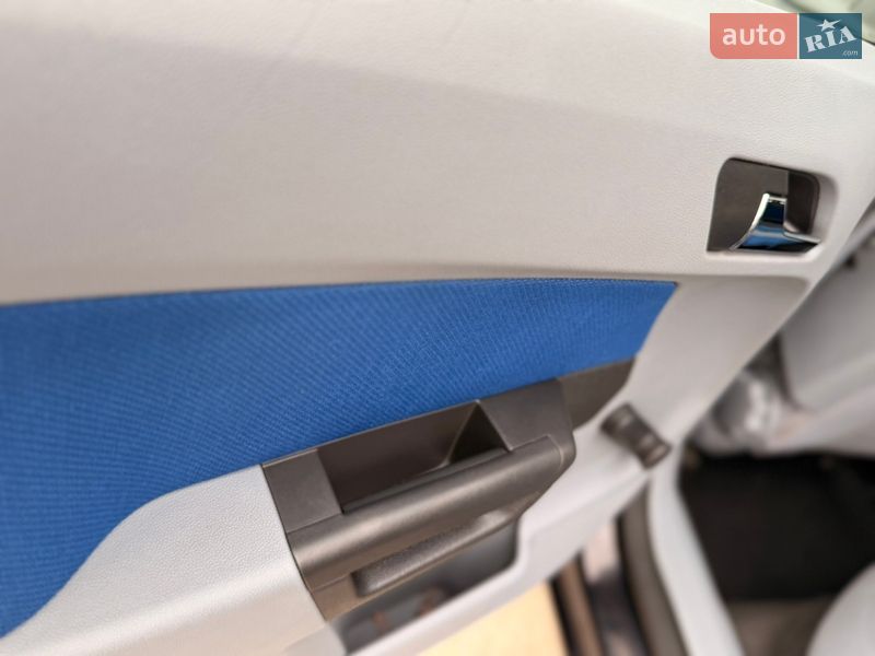 Хэтчбек Opel Astra 2004 в Дрогобыче