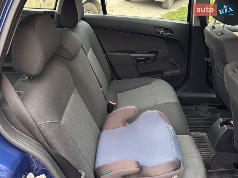 Універсал Opel Astra 2007 в Кам'янець-Подільському