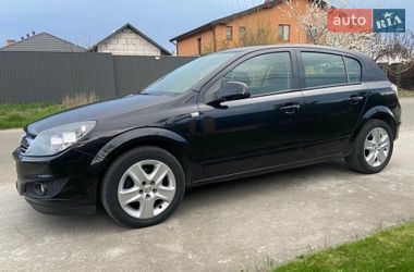 Хетчбек Opel Astra 2012 в Києві