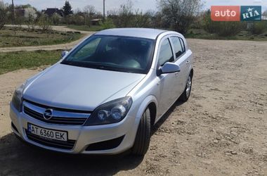 Хетчбек Opel Astra 2010 в Івано-Франківську