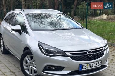 Универсал Opel Astra 2018 в Трускавце