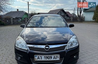 Седан Opel Astra 2008 в Калуші