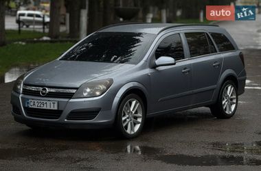 Універсал Opel Astra 2005 в Умані