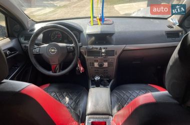 Хетчбек Opel Astra 2006 в Заліщиках