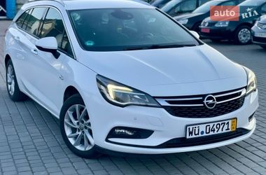 Универсал Opel Astra 2018 в Староконстантинове