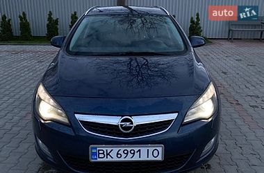 Універсал Opel Astra 2011 в Костопілі