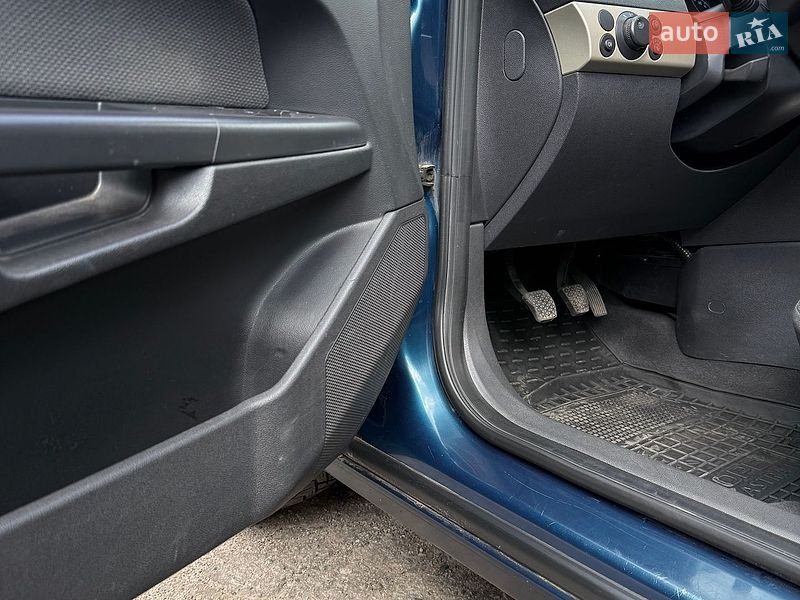 Универсал Opel Astra 2007 в Днепре