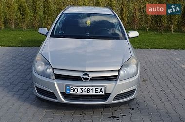 Универсал Opel Astra 2004 в Зборове