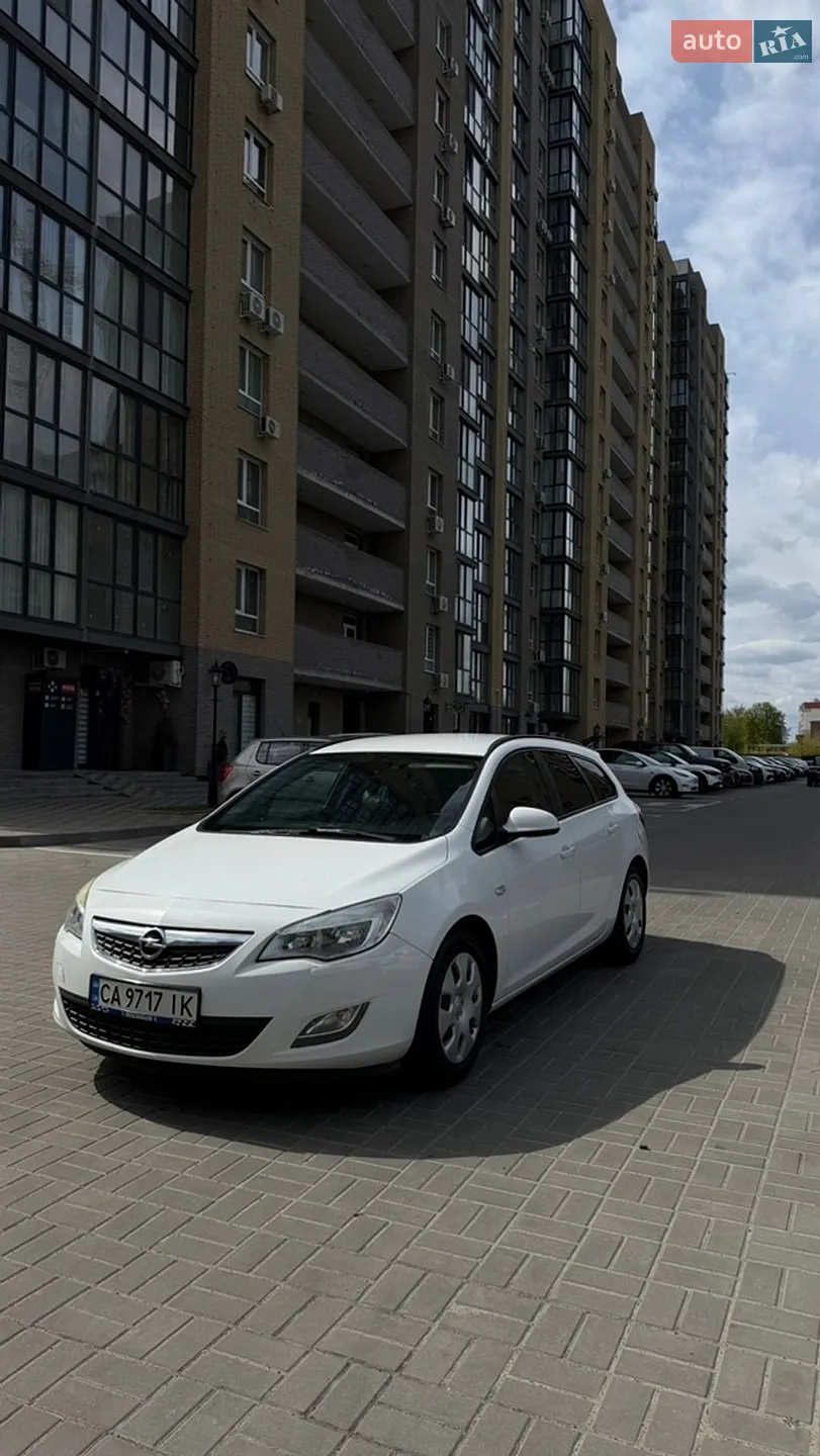 2011 Opel Astra - мініатюра 11