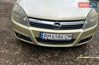 Хэтчбек Opel Astra 2004 в Славянске