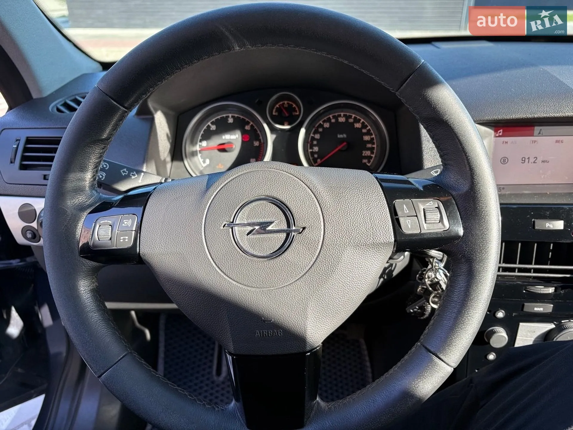2010 Opel Astra - мініатюра 11