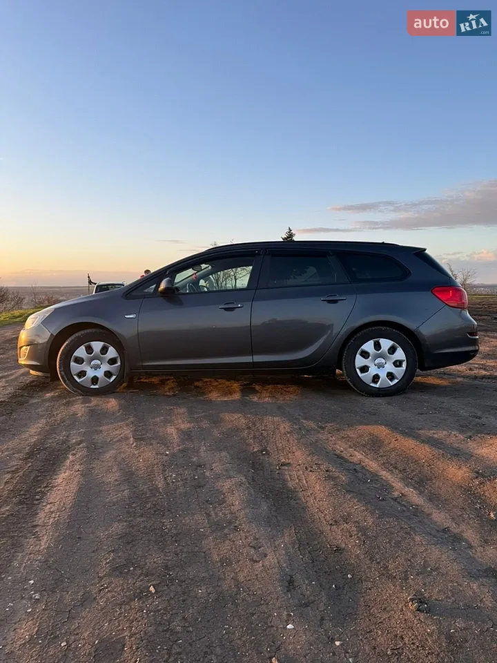 2010 Opel Astra - мініатюра 12