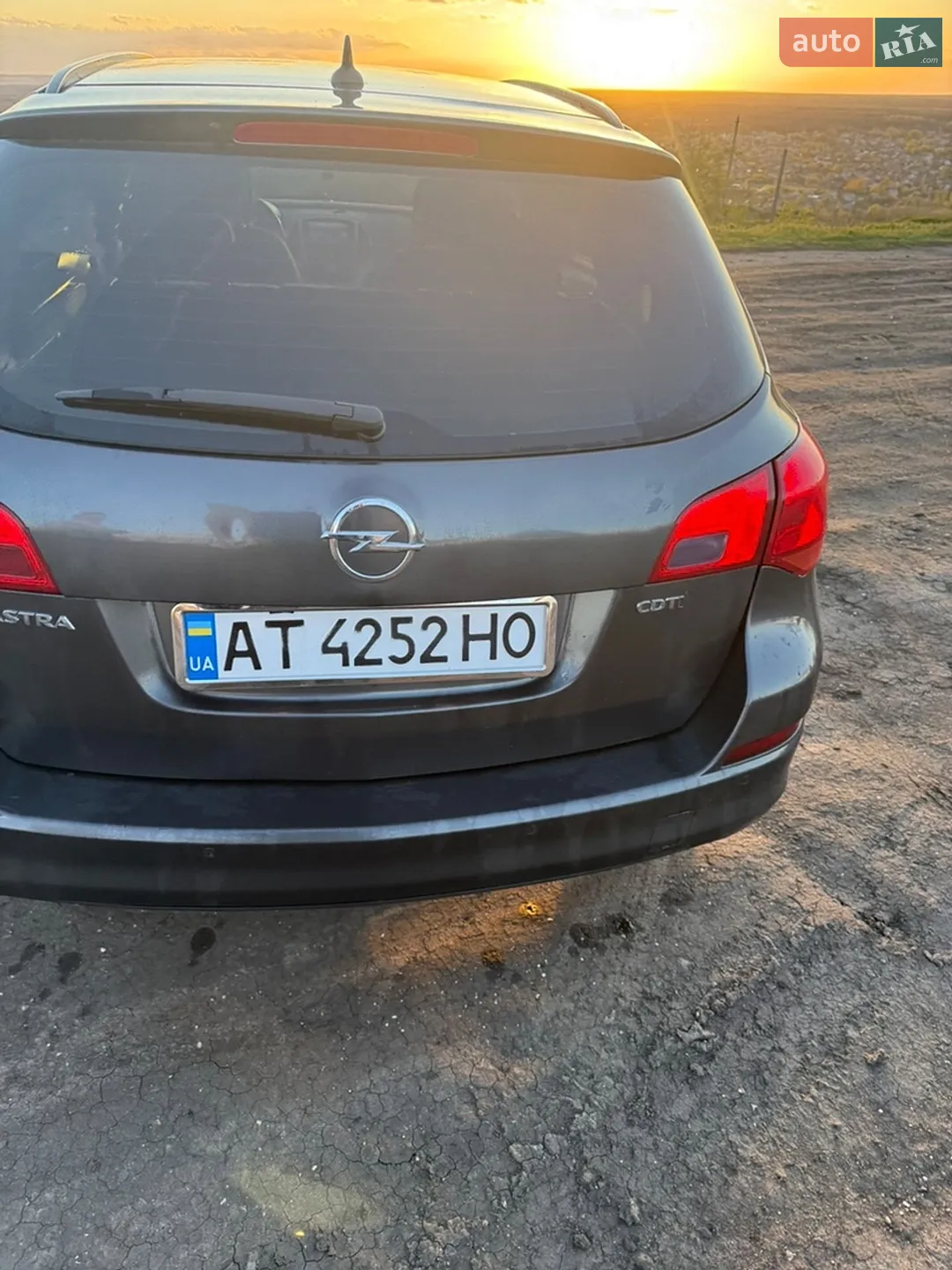 2011 Opel Astra - мініатюра 9