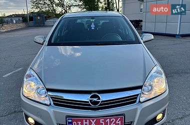 Універсал Opel Astra 2007 в Запоріжжі