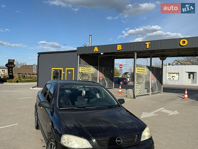 Opel Astra 2008