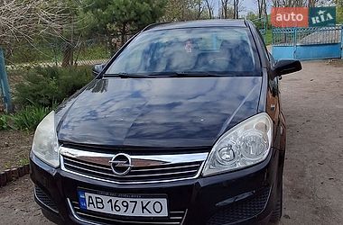 Универсал Opel Astra 2008 в Калиновке