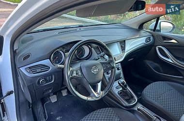 Универсал Opel Astra 2018 в Ватутино