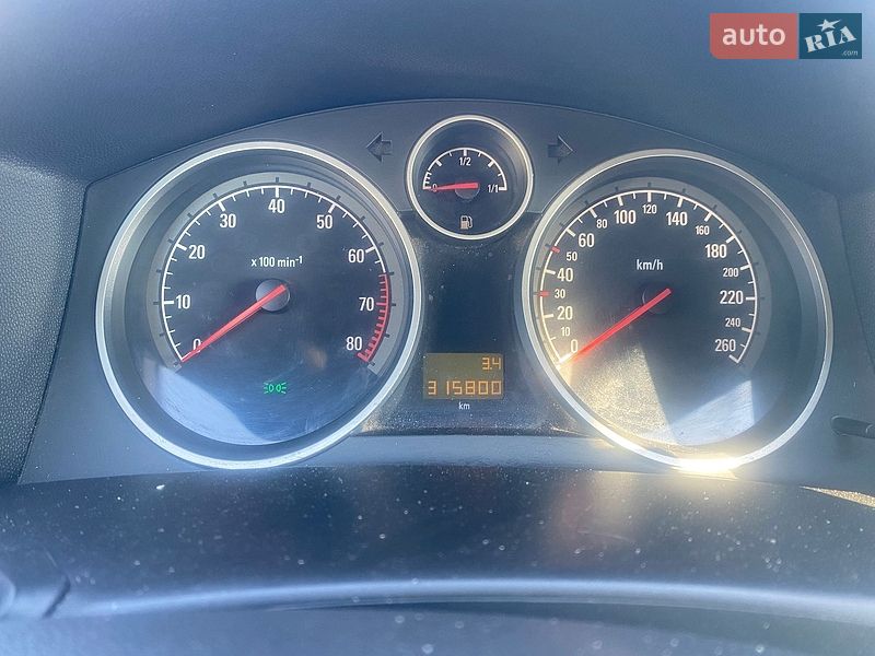 Хетчбек Opel Astra 2006 в Києві