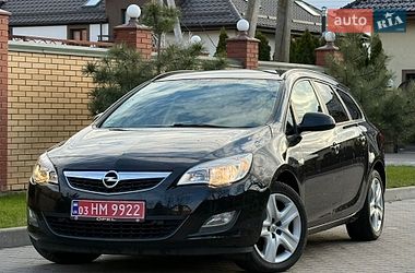 Універсал Opel Astra 2012 в Білій Церкві