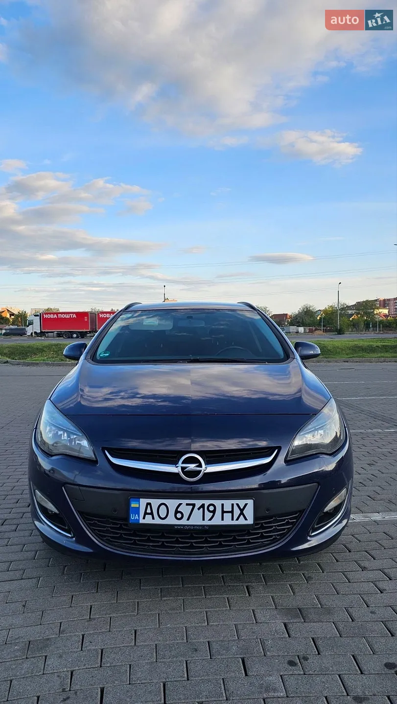 2013 Opel Astra - фото 1