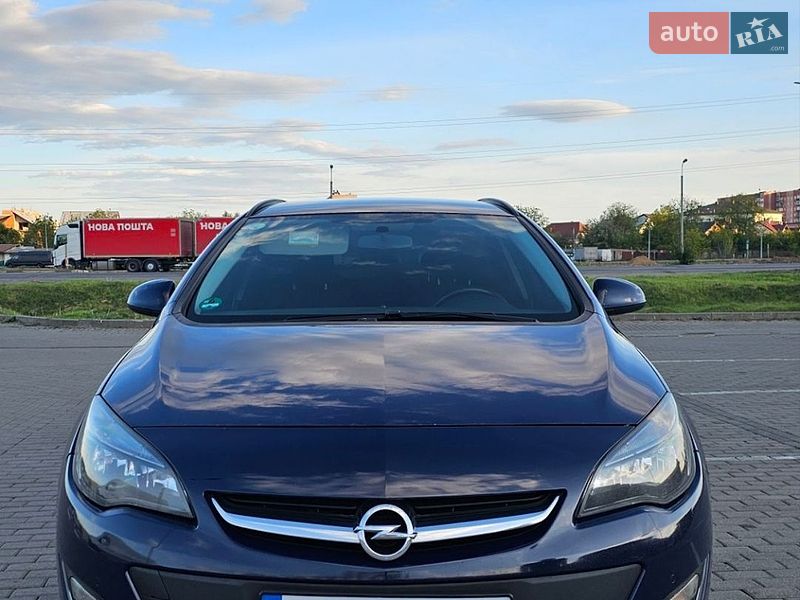 Opel Astra 2013