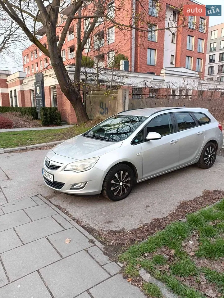 2011 Opel Astra - мініатюра 18