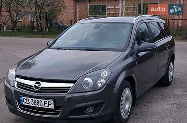Универсал Opel Astra 2009 в Варве