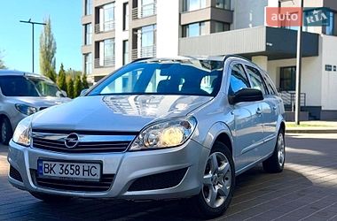 Универсал Opel Astra 2008 в Луцке