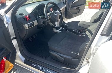 Универсал Opel Astra 2007 в Львове