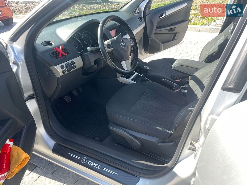 Универсал Opel Astra 2007 в Львове