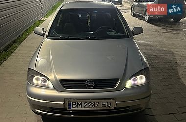 Седан Opel Astra 2006 в Сумах