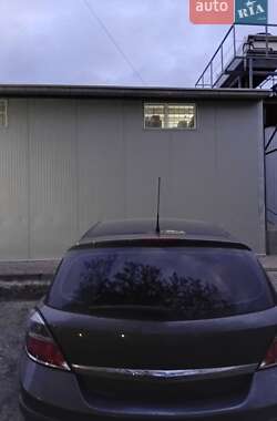 Універсал Opel Astra 2012 в Смілі