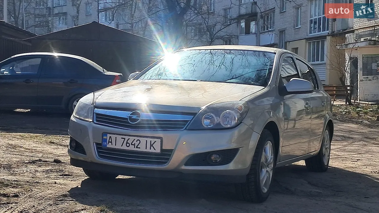 2010 Opel Astra - мініатюра 18