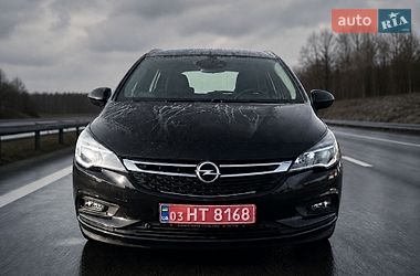 Універсал Opel Astra 2016 в Києві