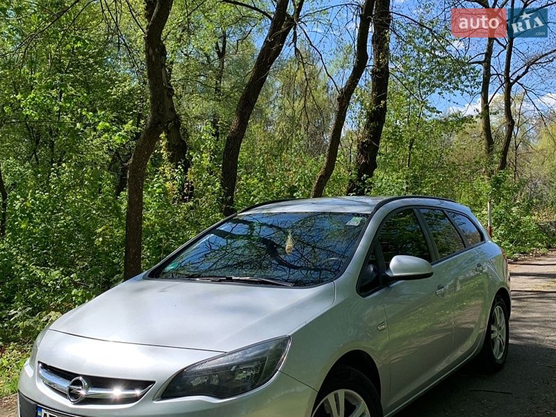 Opel Astra 2013