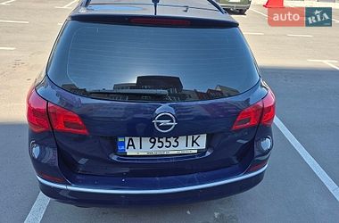 Универсал Opel Astra 2013 в Буче
