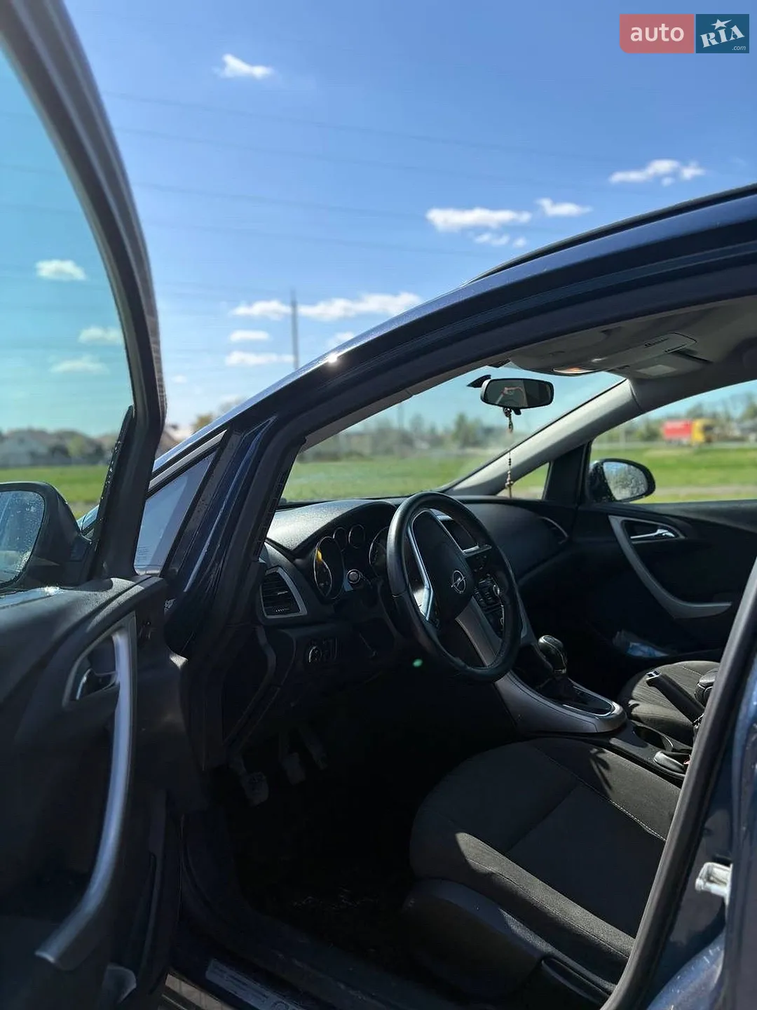 2011 Opel Astra - мініатюра 11