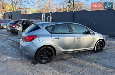 Хетчбек Opel Astra 2011 в Запоріжжі