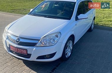 Універсал Opel Astra 2008 в Луцьку