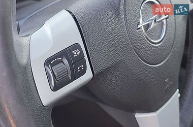 Универсал Opel Astra 2010 в Хмельницком