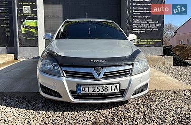 Універсал Opel Astra 2010 в Івано-Франківську