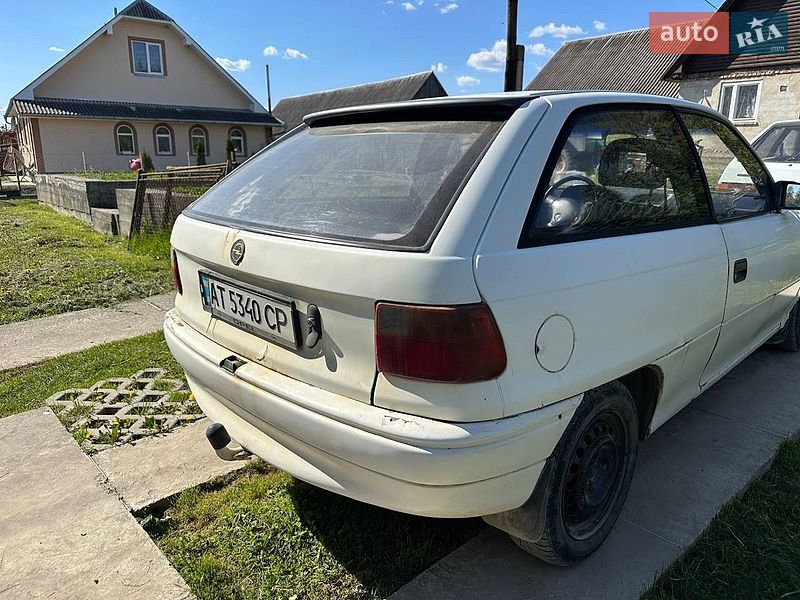 Хэтчбек Opel Astra 1992 в Ивано-Франковске фото 5 Хэтчбек Opel Astra 1992 в Ивано-Франковске