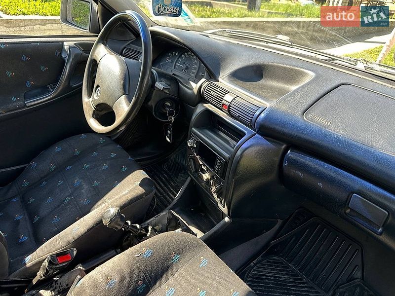 Хэтчбек Opel Astra 1992 в Ивано-Франковске фото 7 Хэтчбек Opel Astra 1992 в Ивано-Франковске