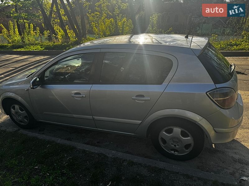 Opel Astra 2005