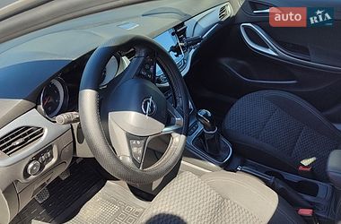 Универсал Opel Astra 2018 в Трускавце