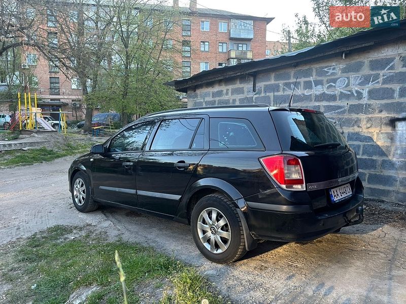 Универсал Opel Astra 2007 в Василькове