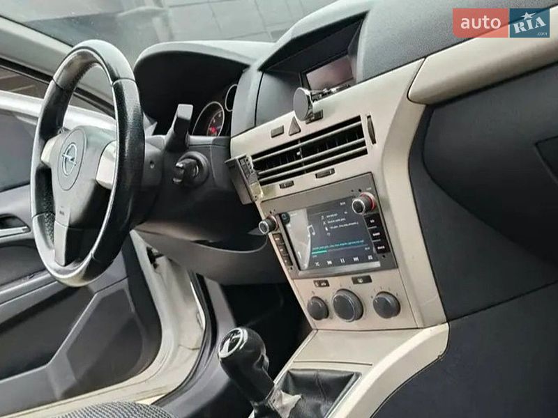 Универсал Opel Astra 2007 в Турке
