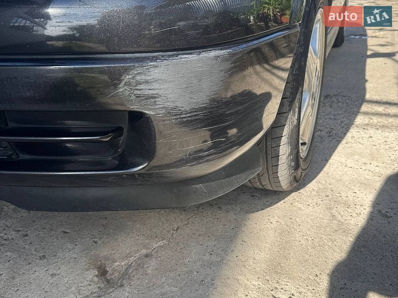 Седан Opel Astra 2007 в Среднем